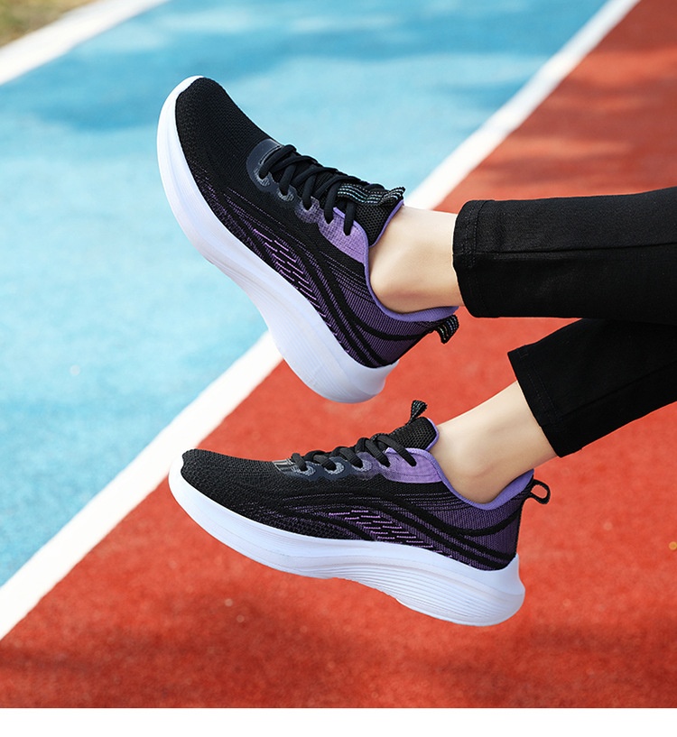 Breathable Lightweight Shock-Absorbing Sneakers Image 7