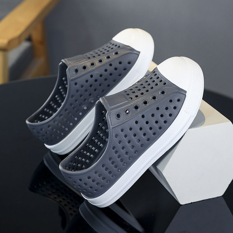 Boys And Girls Sandals - Usage